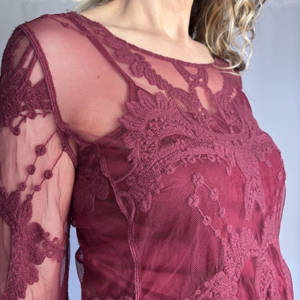 Burgundy Red Lace Shirt and Camisole – Medium - Picture 15 of 16